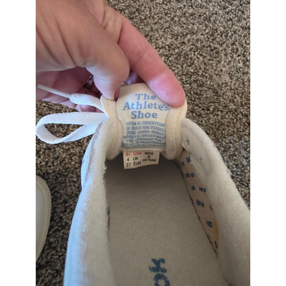 Reebok Club C White Leather Sneakers Classic Minimal Trainer Size 6.5 - Picture 4 of 5